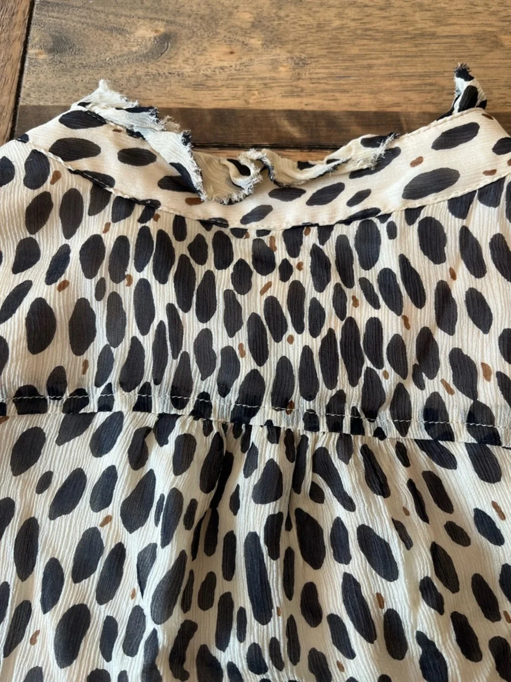 J. Crew Sleeveless Black & Cream Dot Print Silk Blouse - Lightweight Women's Top - Picture 8 of 11